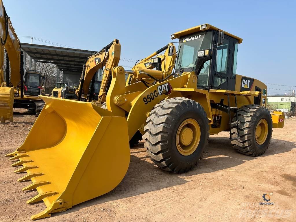 CAT 950G Kolesové nakladače