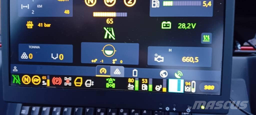 Komatsu 845 Lesné traktory