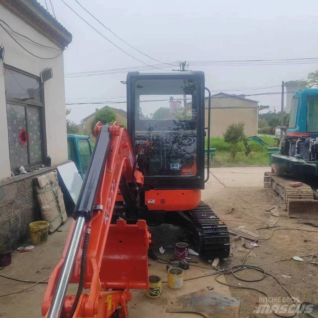 Kubota U 35 Mini rýpadlá < 7t