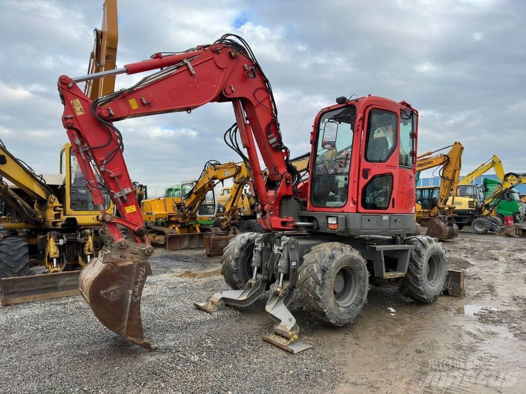 Komatsu PW98MR-8 Kolesové rýpadlá