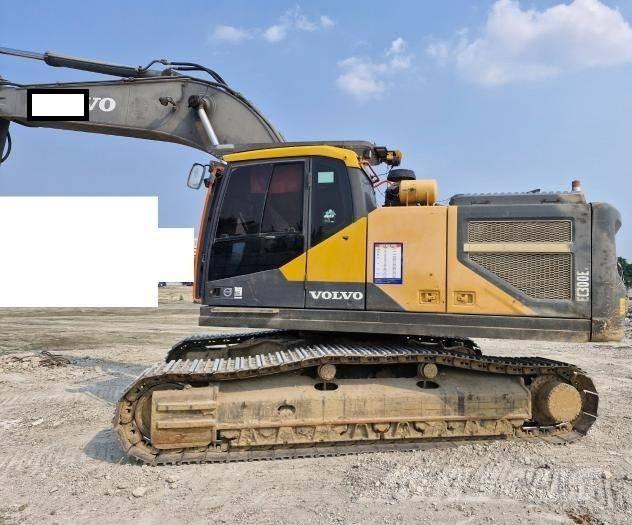Volvo EC 300 EL Pásové rýpadlá