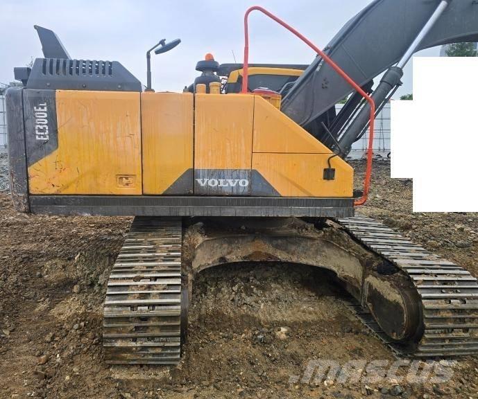Volvo EC 300 EL Pásové rýpadlá