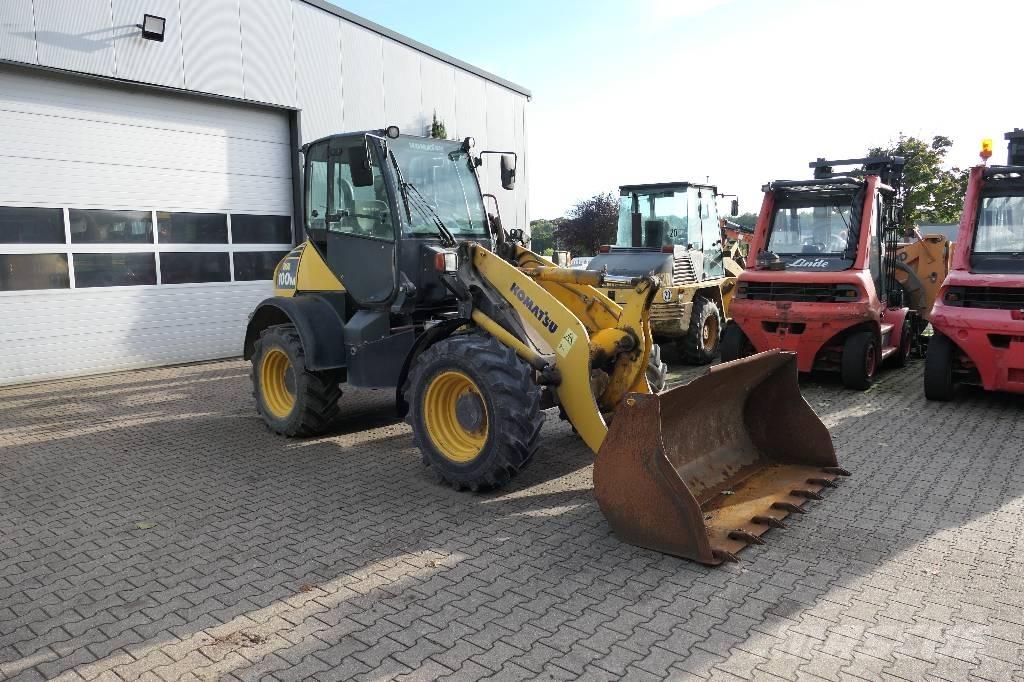 Komatsu WA 100 M-5 Kolesové nakladače