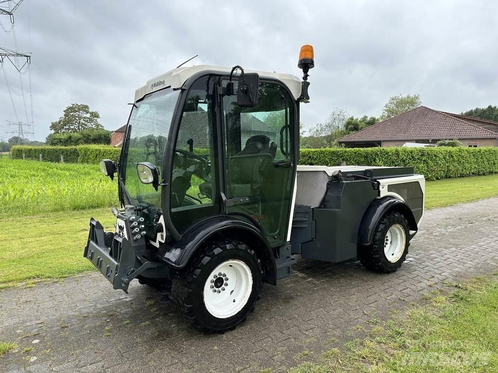 Multihog MX-75 Traktory