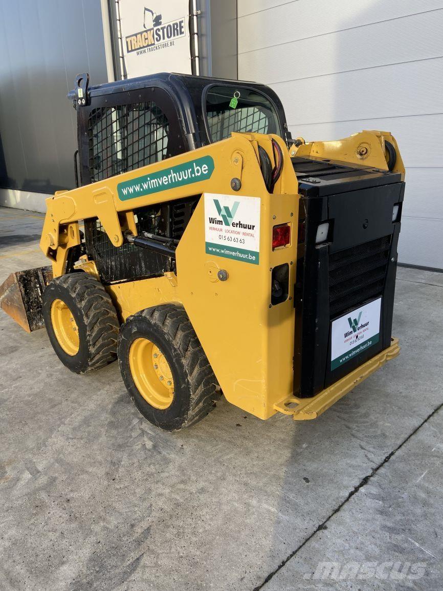 CAT 226 D3 (5867) Šmykom riadené nakladače