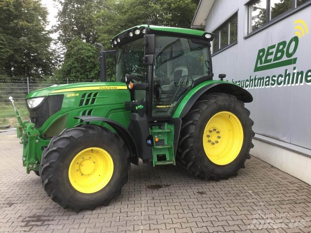 John Deere 6130R Traktory