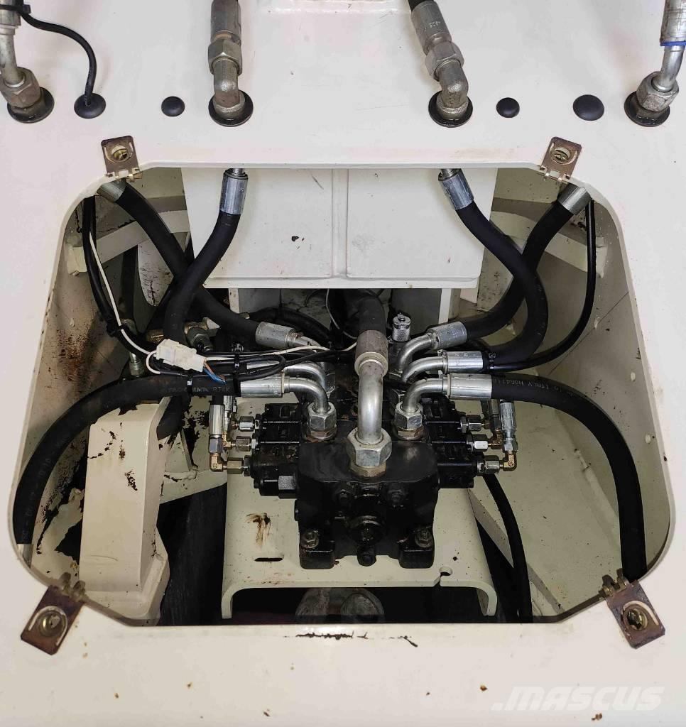 Volvo L 30 B Kolesové nakladače