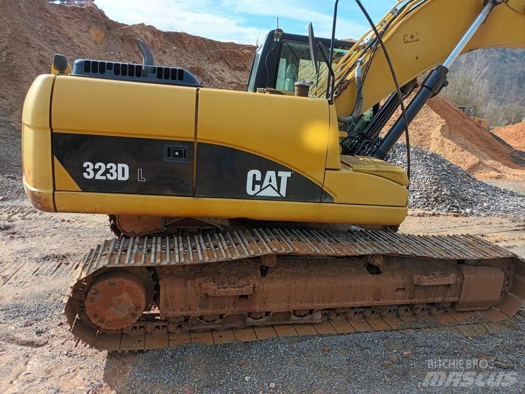 CAT 323 DL Pásové rýpadlá