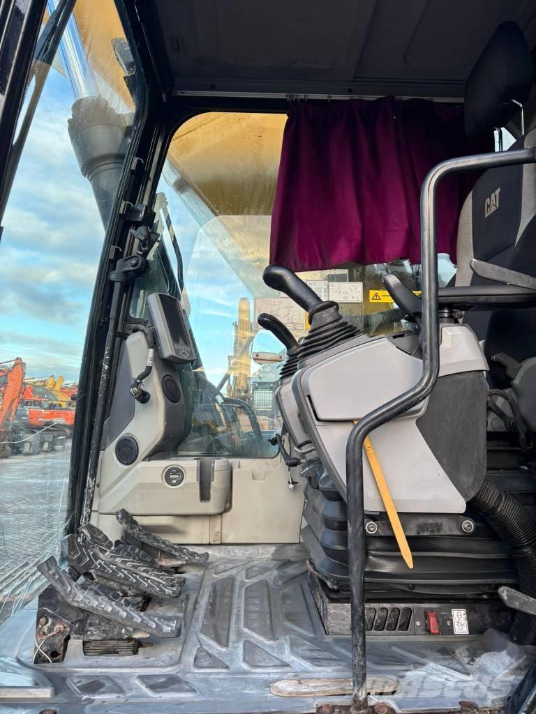 CAT 329 EL Pásové rýpadlá