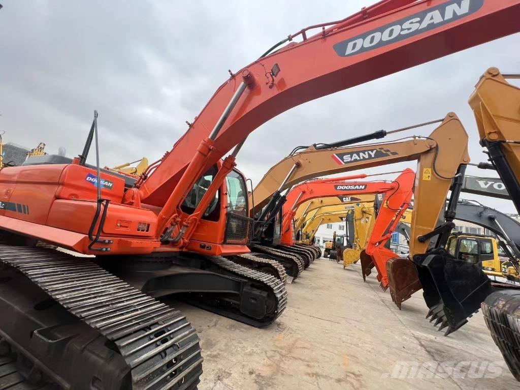 Doosan DOOOSAN DX300 Pásové rýpadlá
