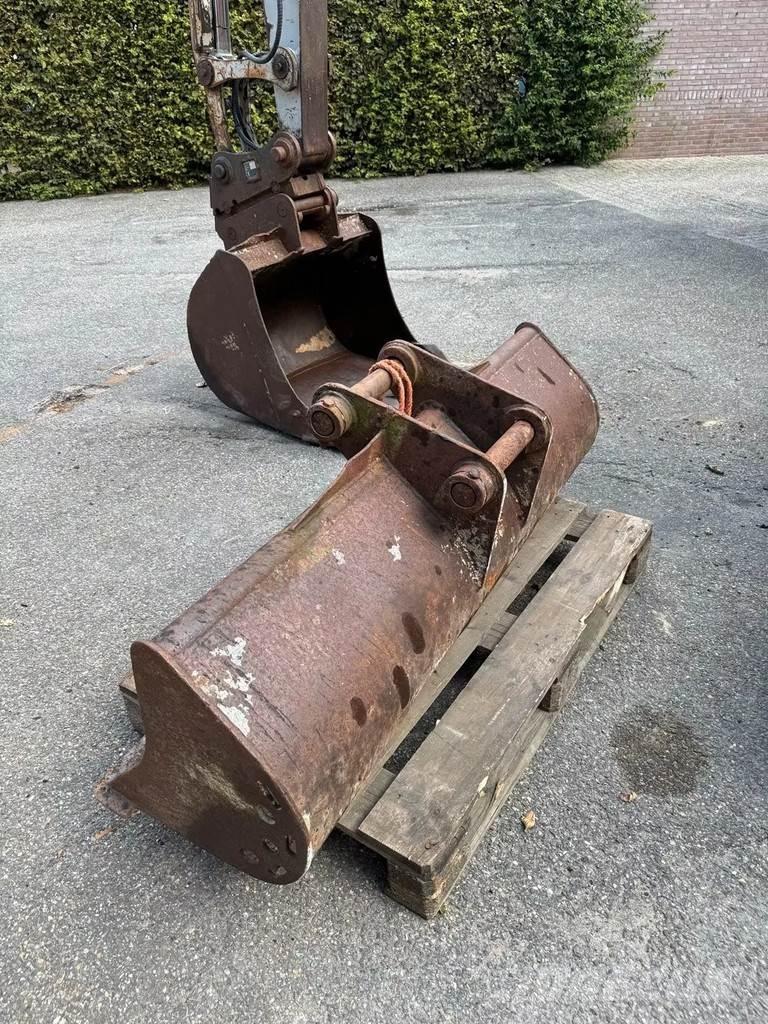 Takeuchi TB 175 Midi rýpadlá 7 t - 12 t