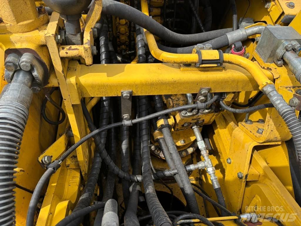 Komatsu PC 290 NLC-8 Pásové rýpadlá