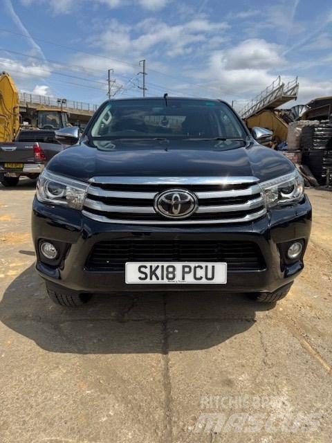 Toyota Hilux Nakladacia/sklápacia bočnica
