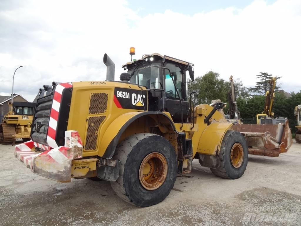 CAT 962 M Kolesové nakladače