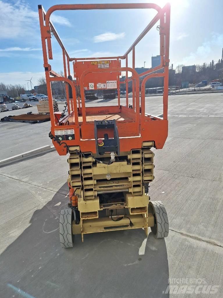 JLG 3246 ES Nožnicové zdvíhacie plošiny