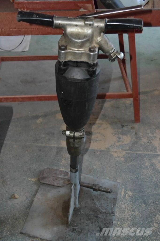 Böhler H313 ZR Iné