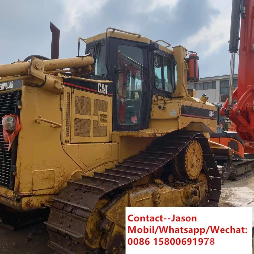 CAT D 6 R III Pásové dozéry