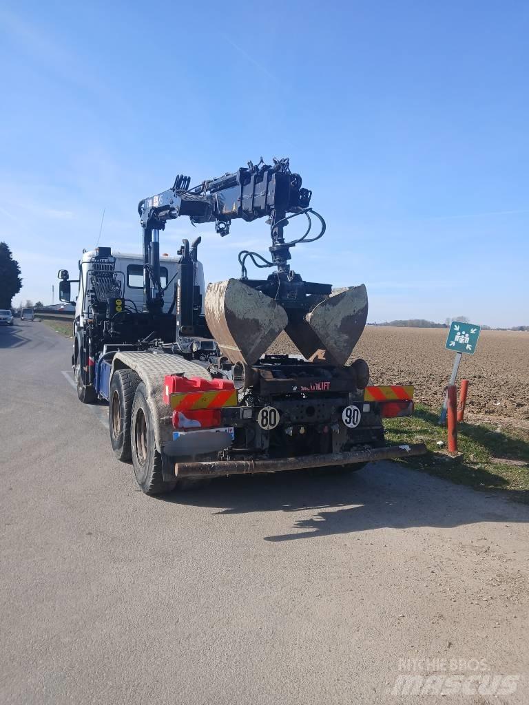Scania P 400 Hákový nosič kontajnerov