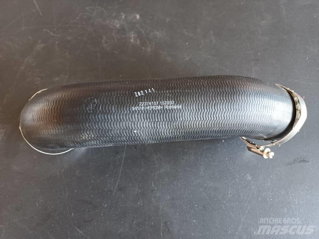 Volvo HOSE 22374107 Doprava – ostatné
