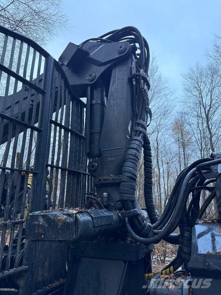 Ponsse Buffalo 8W Lesné traktory