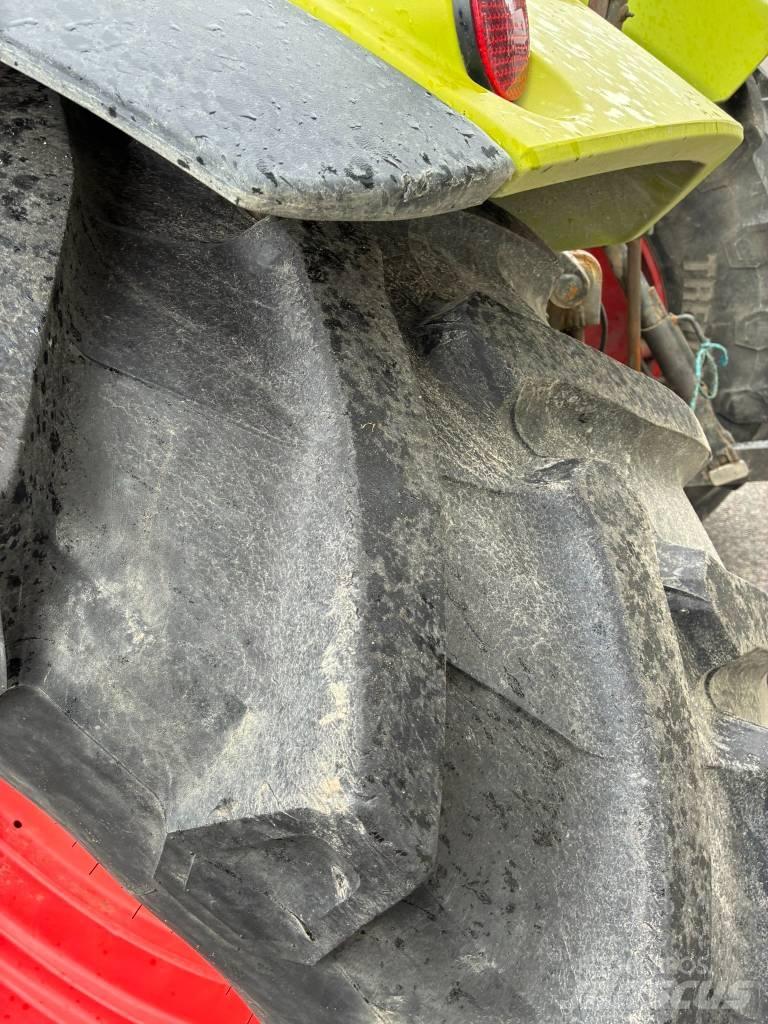 CLAAS 430 Traktory