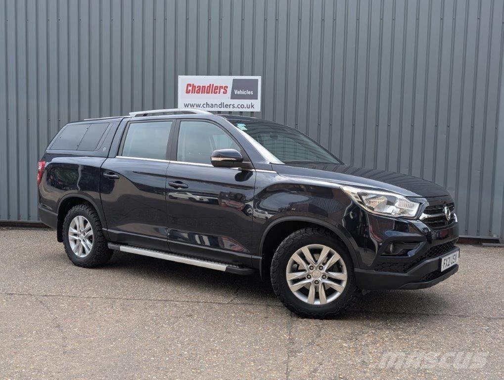 Ssangyong Musso Automobily
