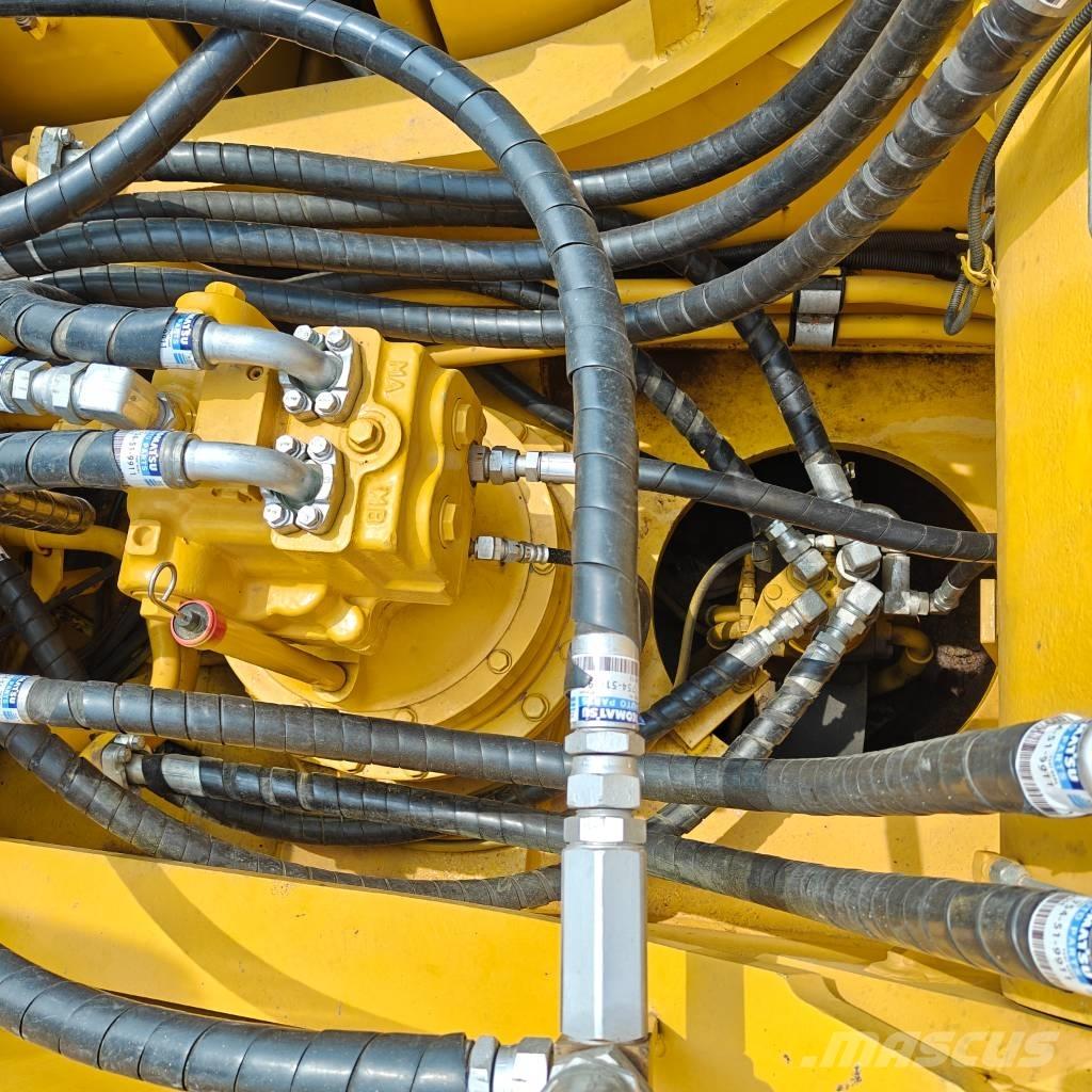 Komatsu 350-7 Pásové rýpadlá