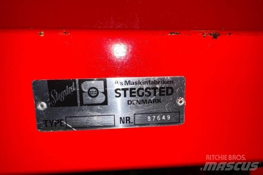 Stegsted 4M Mechanické sejačky