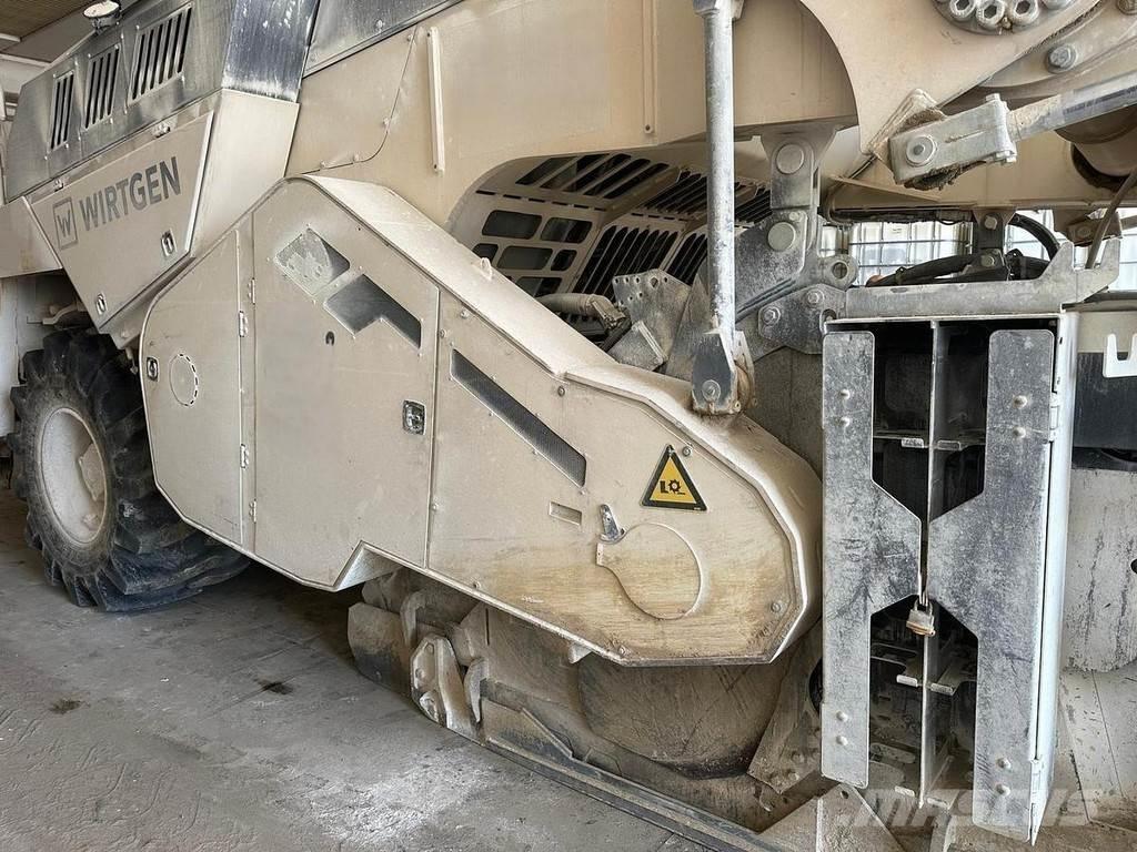 Wirtgen WR250i Recyklovače asfaltu