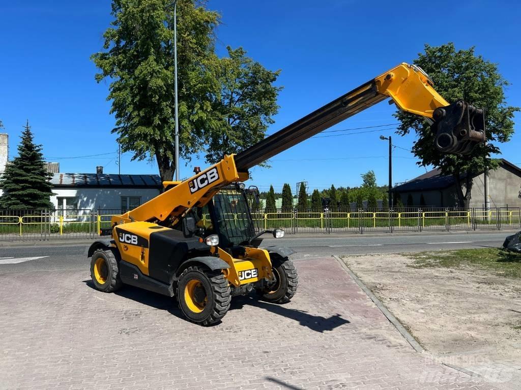 JCB 525-60 Hiviz Teleskopické manipulátory