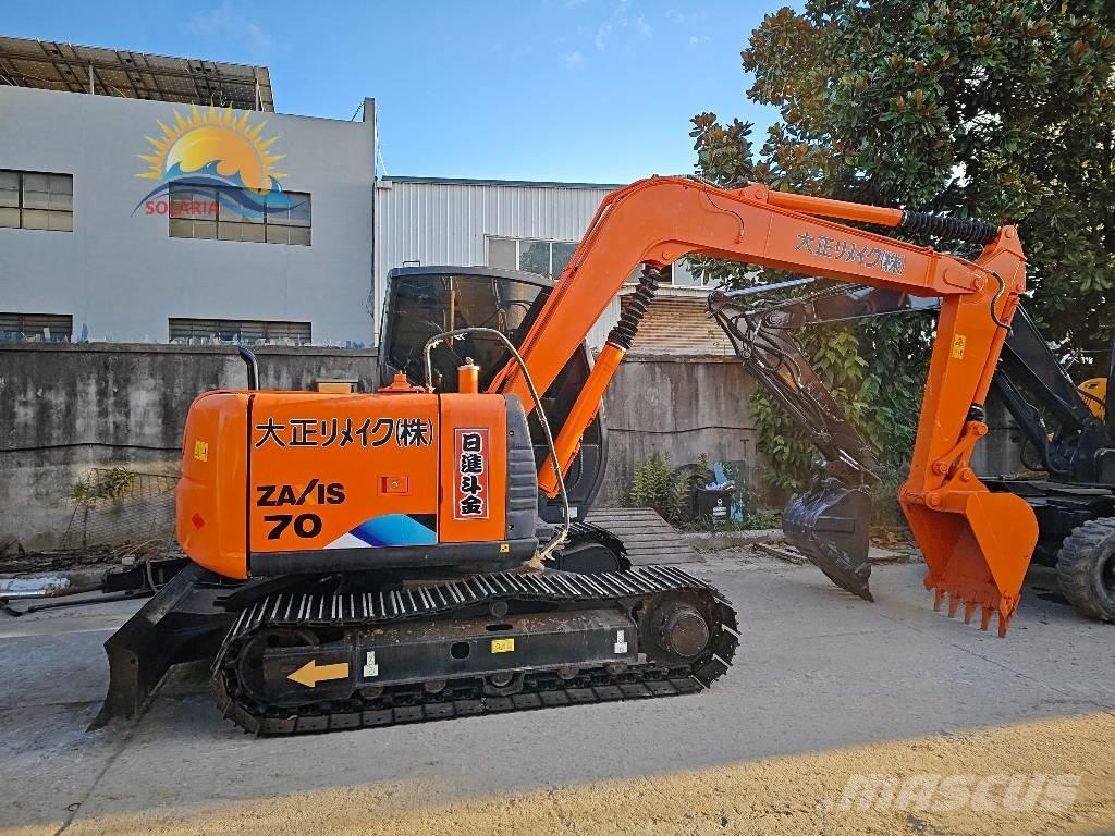 Hitachi ZX 70 Midi rýpadlá 7 t - 12 t