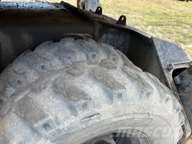 JCB JS 145 W Kolesové rýpadlá