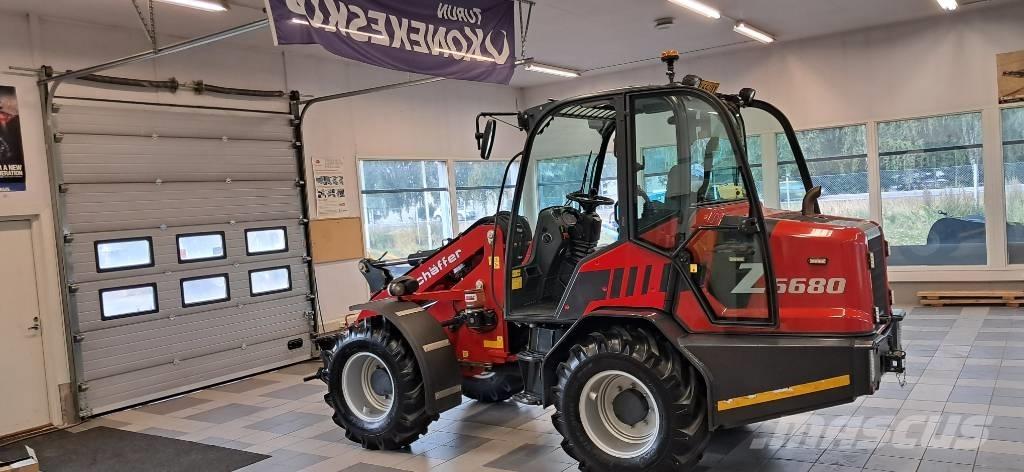 Schäffer 6680 Z Mininakladače