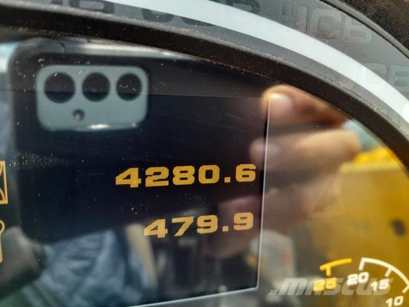 JCB 525-60 Teleskopické manipulátory