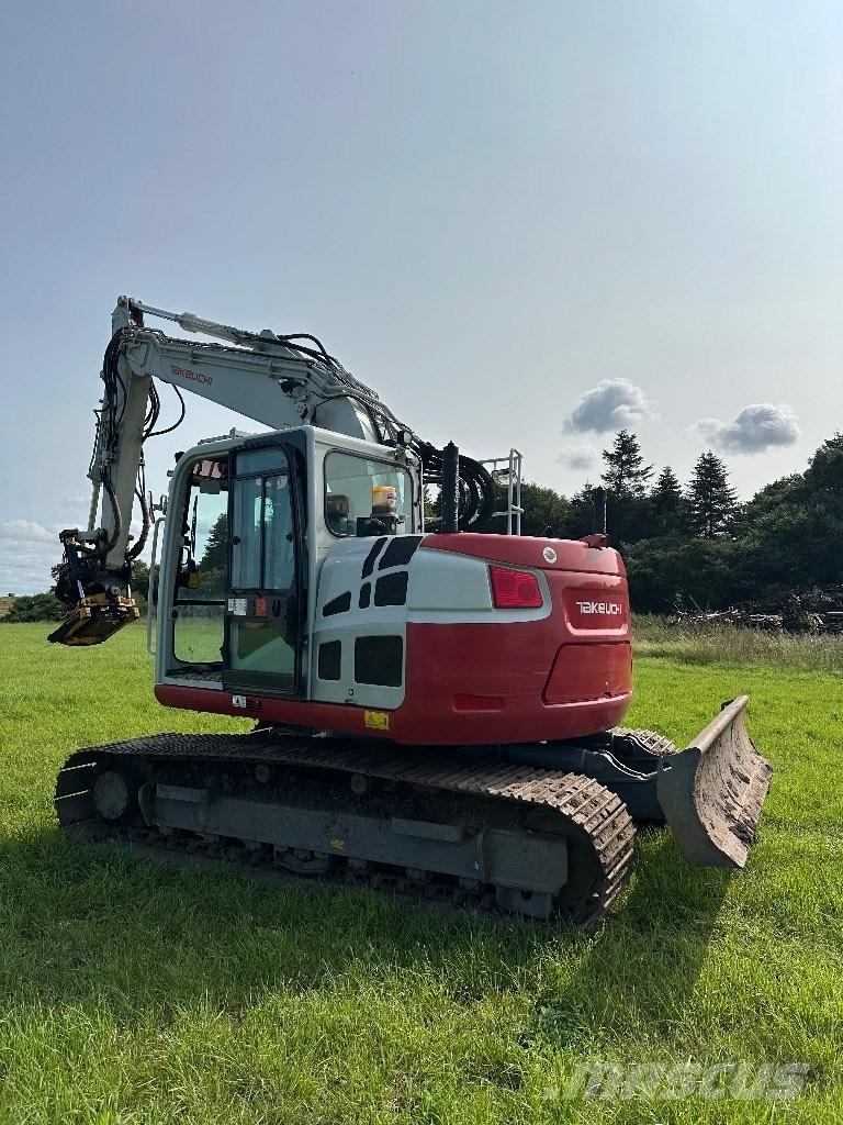Takeuchi TB 2150 R Pásové rýpadlá