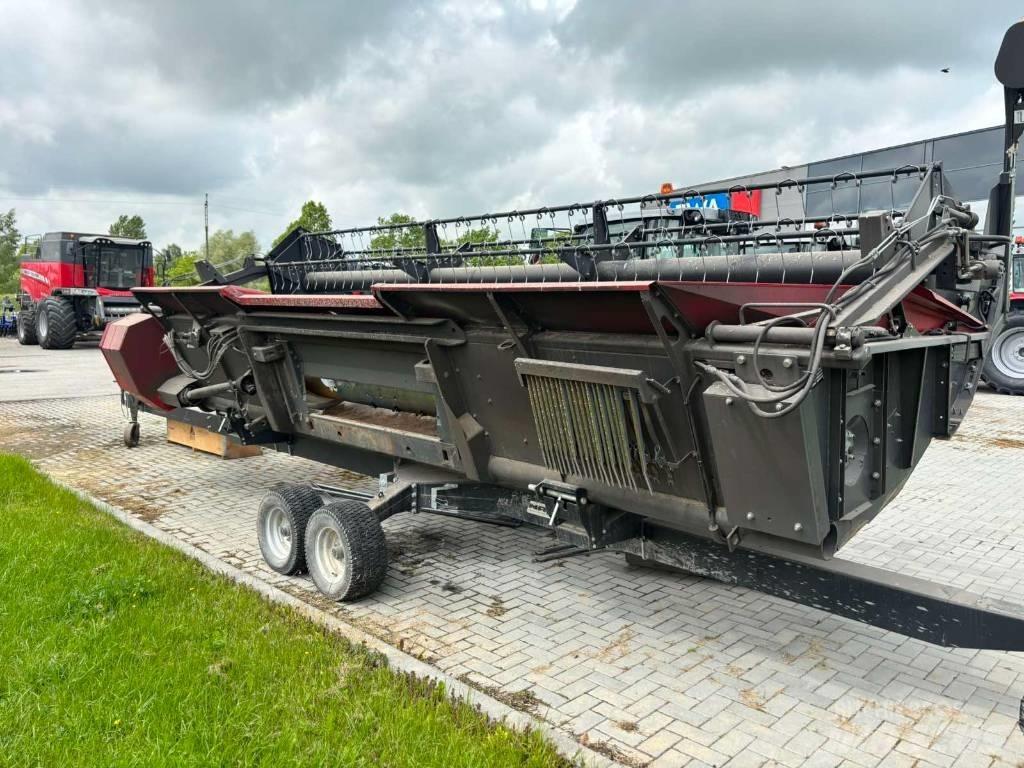 Massey Ferguson 7347 Kombinované zberacie stroje