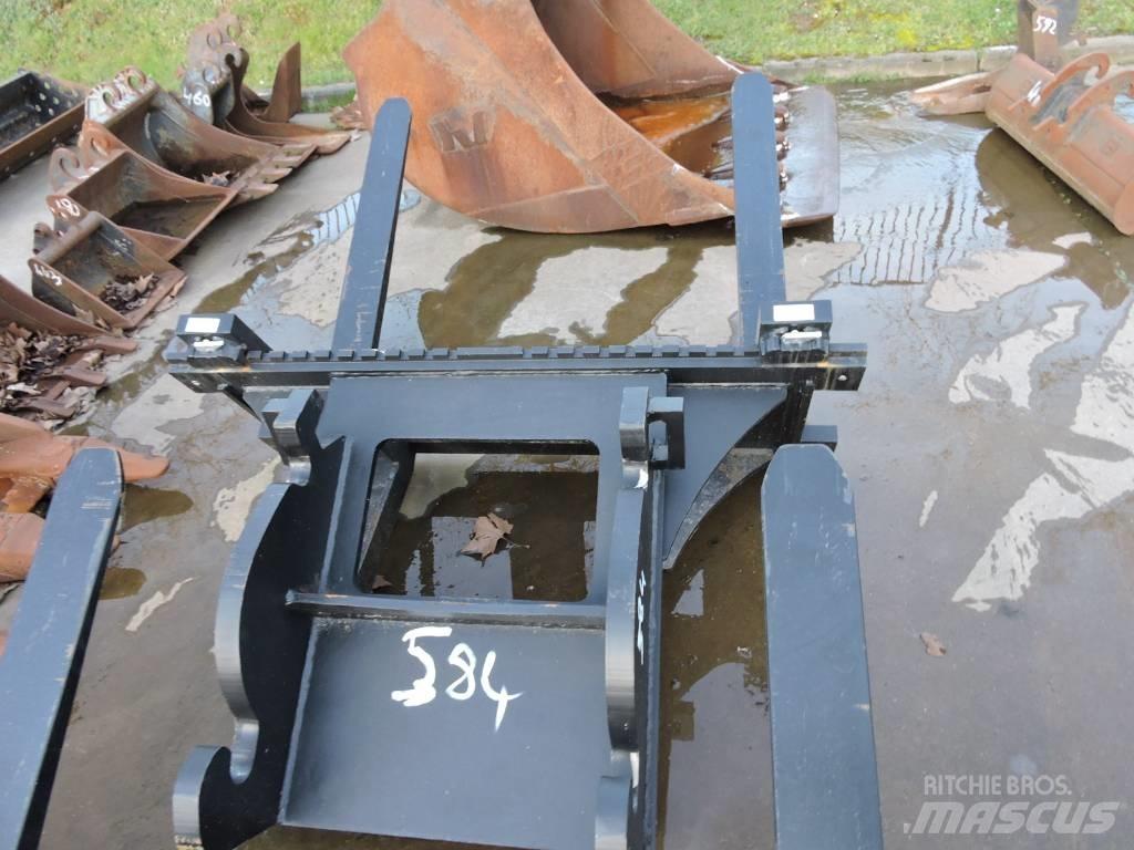  Palletvorken CW40 Univerzálne terénne žeriavy