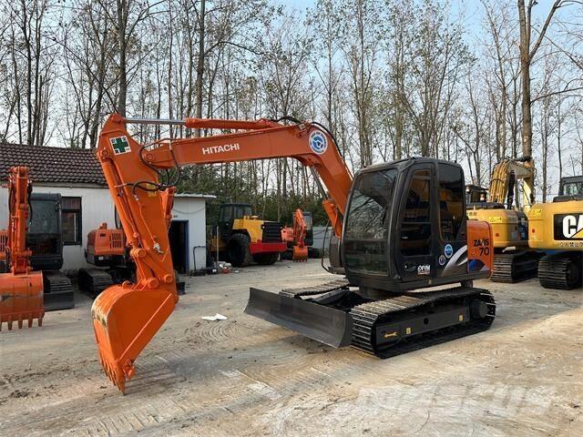 Hitachi ZX70 Pásové rýpadlá