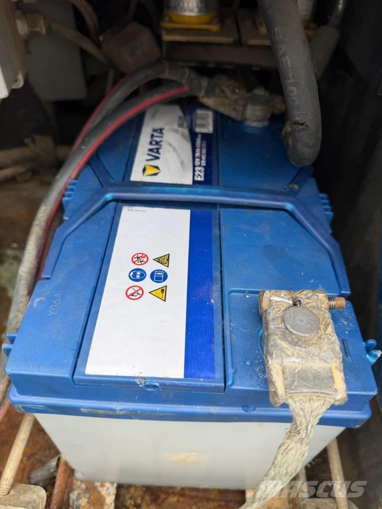 Aichi SR 12 B Teleskopické plošiny