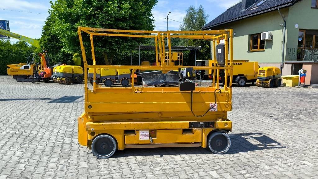 Haulotte Compact 8 Nožnicové zdvíhacie plošiny