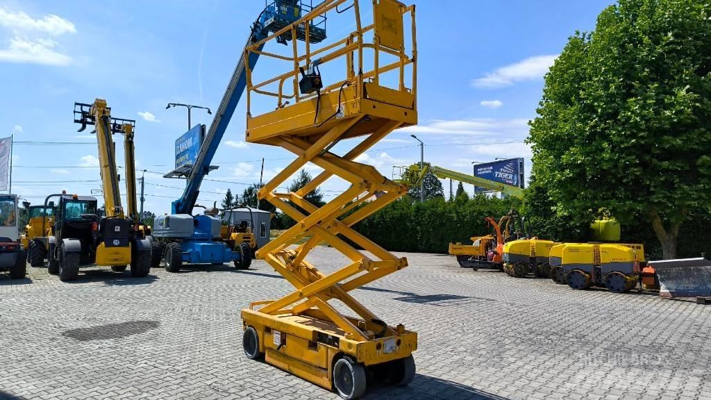 Haulotte Compact 8 Nožnicové zdvíhacie plošiny