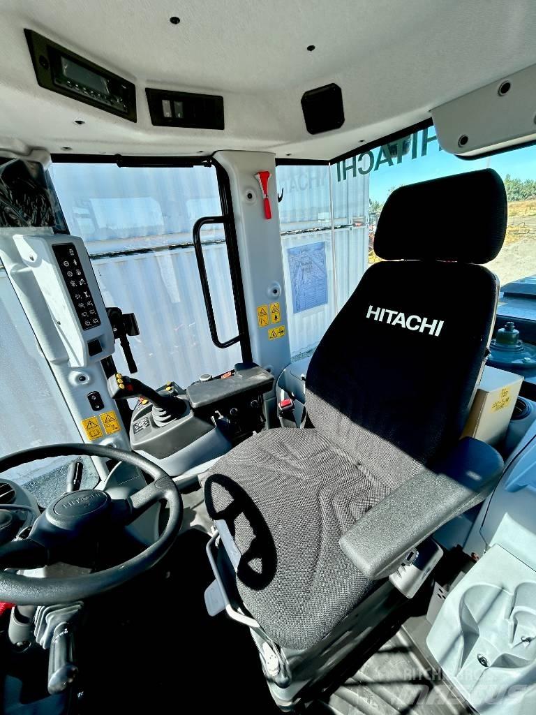 Hitachi ZW220-7 Kolesové nakladače