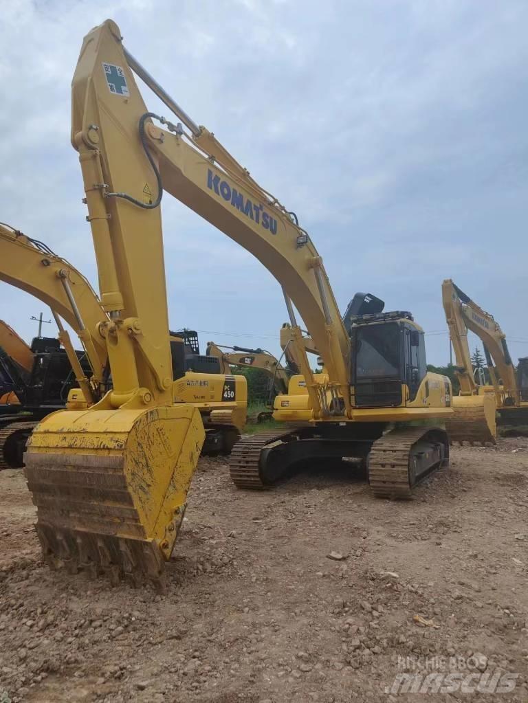 Komatsu PC350 Pásové rýpadlá