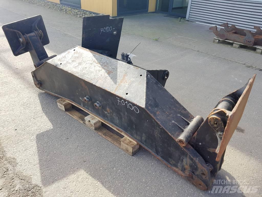 CAT M315C Outriggers Podvozky a zavesenie kolies