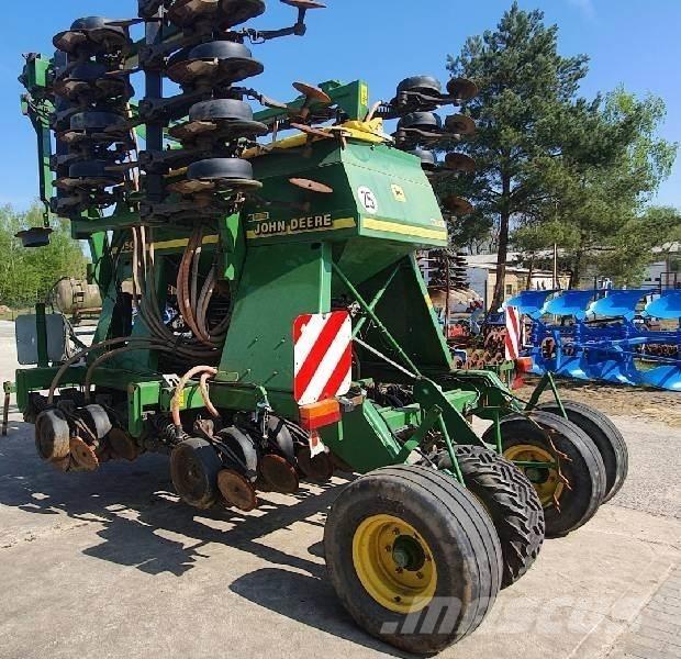 John Deere 750 A Ďalšie poľnohospodárske stroje