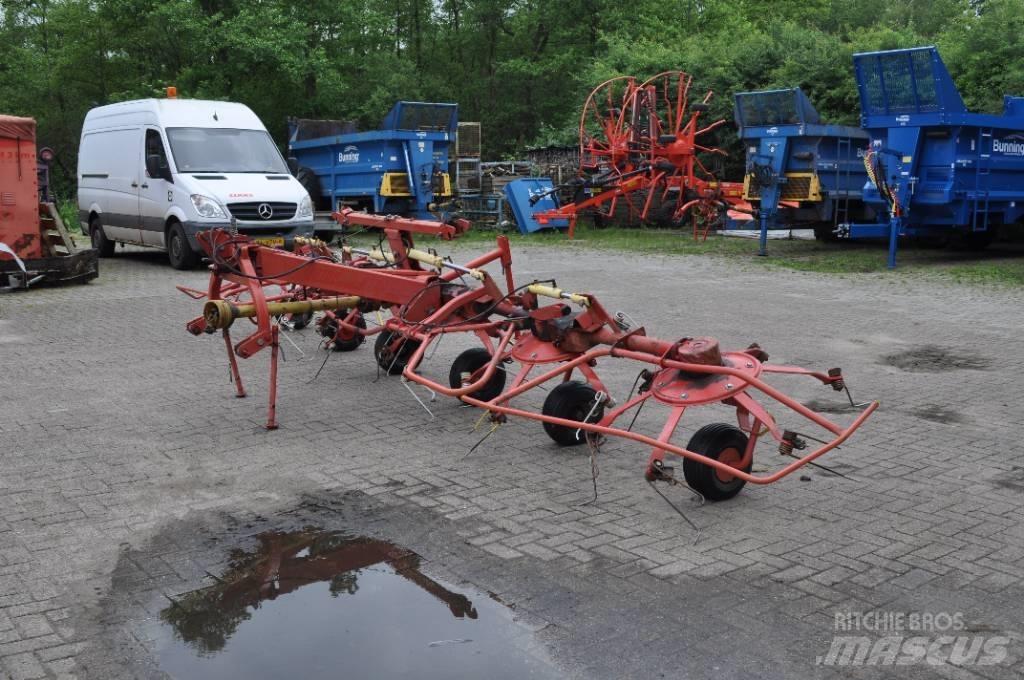 Lely Lotus 675 Obracače a zhrabovače sena