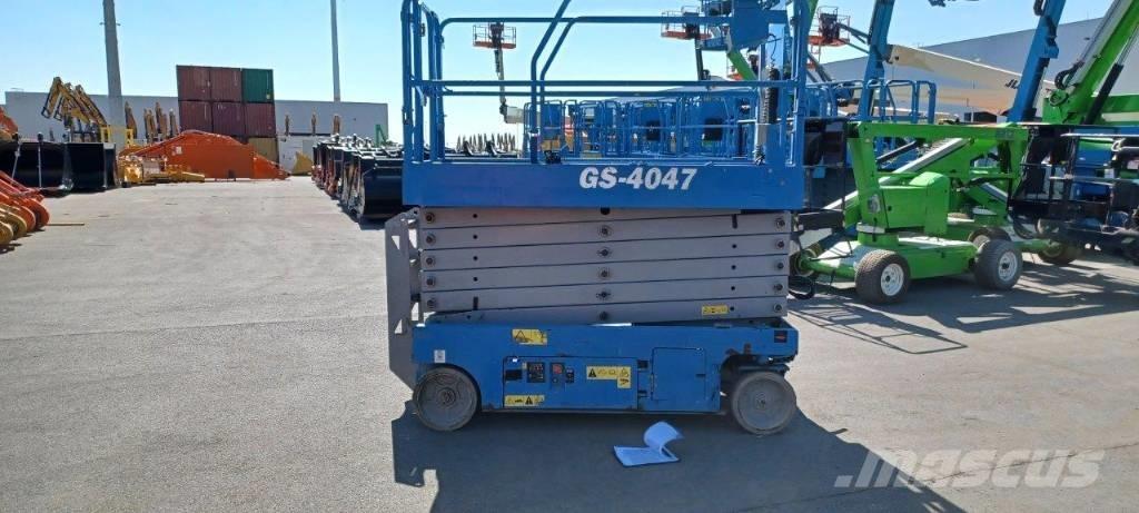 GENIE GS4047 Nožnicové zdvíhacie plošiny