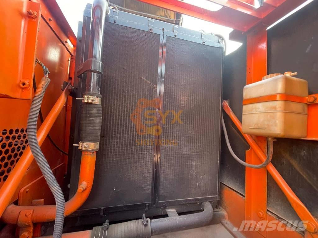Doosan 220 LC-7 Pásové rýpadlá
