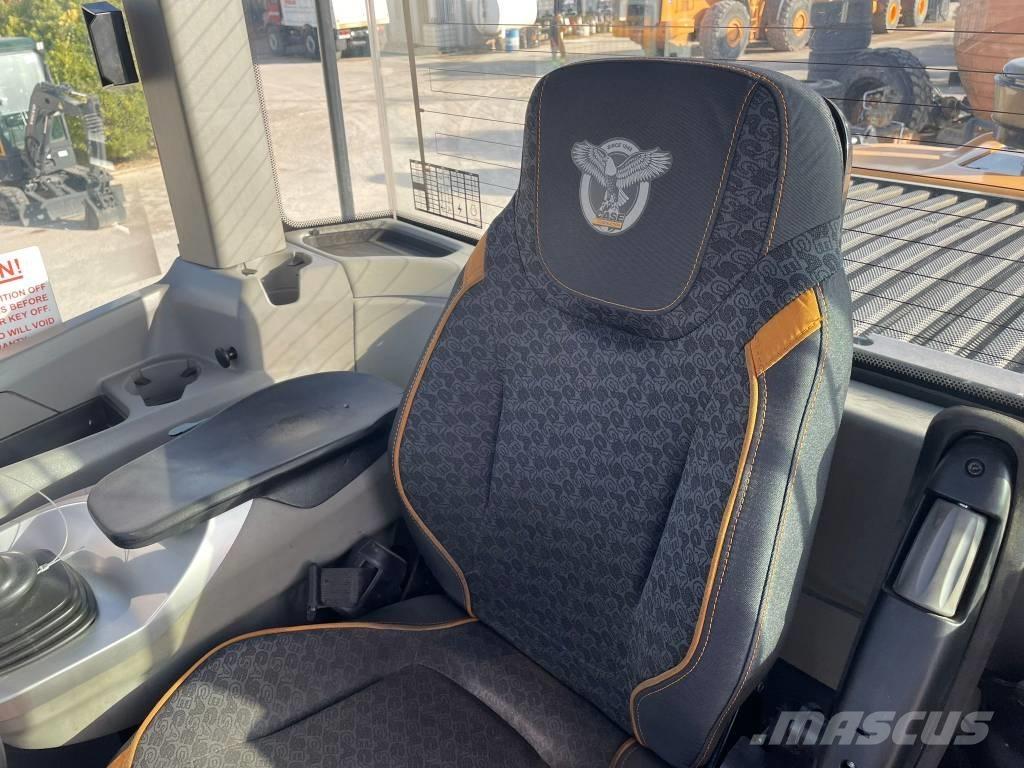 CASE 721G-XT Kolesové nakladače