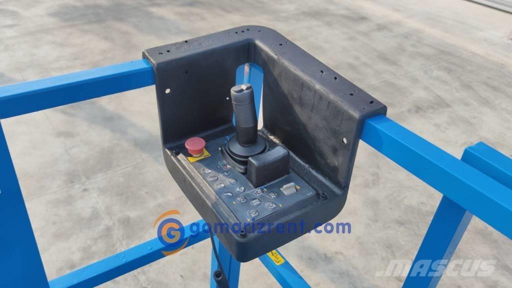 Genie GS 4390 Nožnicové zdvíhacie plošiny